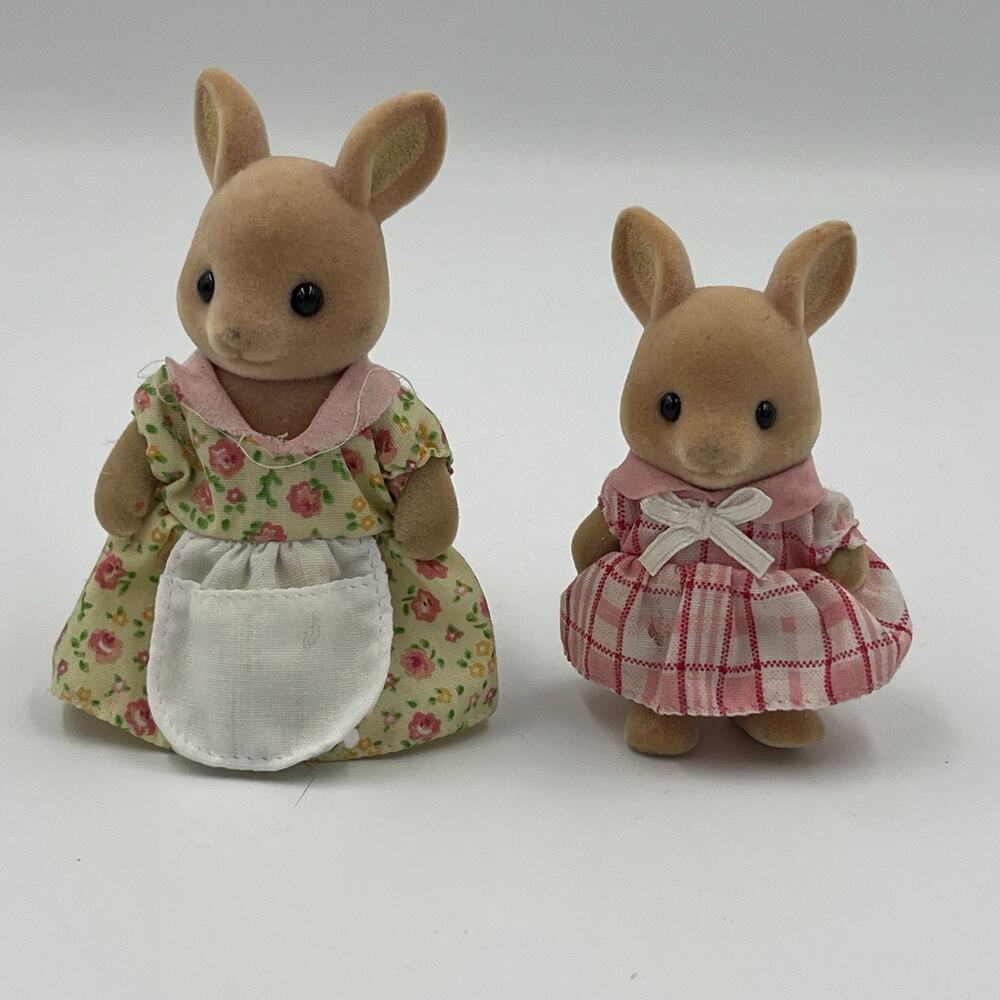 Calico Critters Hopper Kangaroo Mom & Big Sister